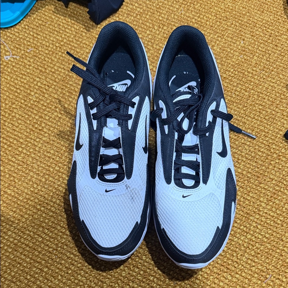 Nike Dual-Tone Black and White AirMax